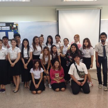 นิสิต นำเสนอผลงานโครงงานสหกิจศึกษา ภาคการศึกษา 2/2558